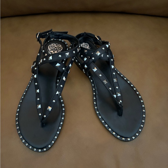 Vince Camuto Jaxien Sandals - Picture 2 of 4